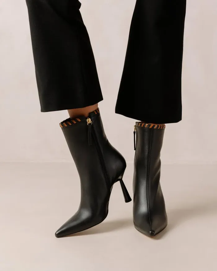 ALOHAS Boots Women Leo Black