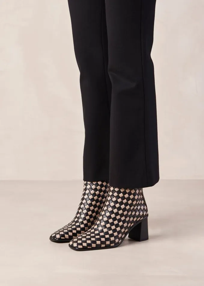 ALOHAS Boots Women West Braided 8211 Black And Beige Leather Boots