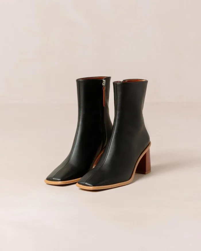 ALOHAS Boots Women West Cape Corn 8211 Black Vegan Leather Boots