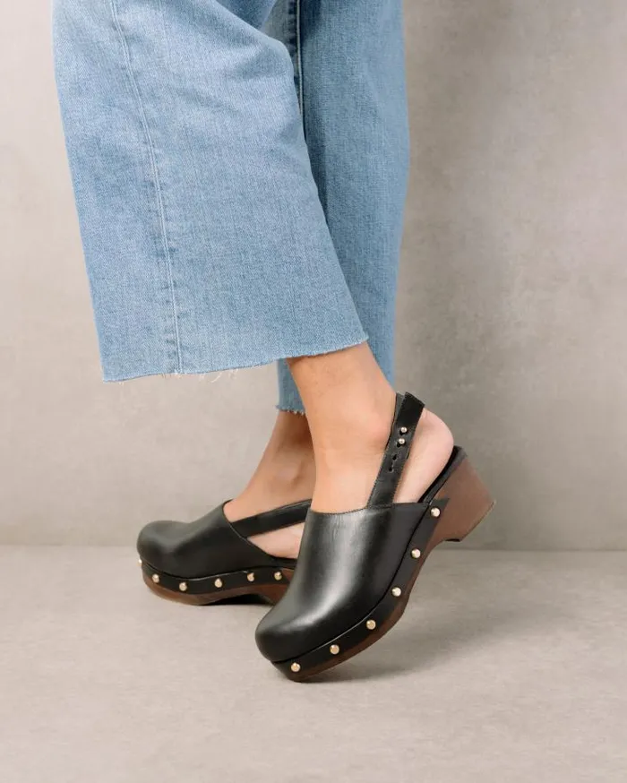 ALOHAS Clogs Women Vinyl 8211 Black Leather Clogs