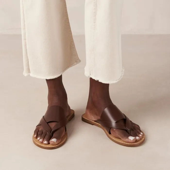 ALOHAS Sandals Women Eugene 8211 Brown Leather Thong Sandals