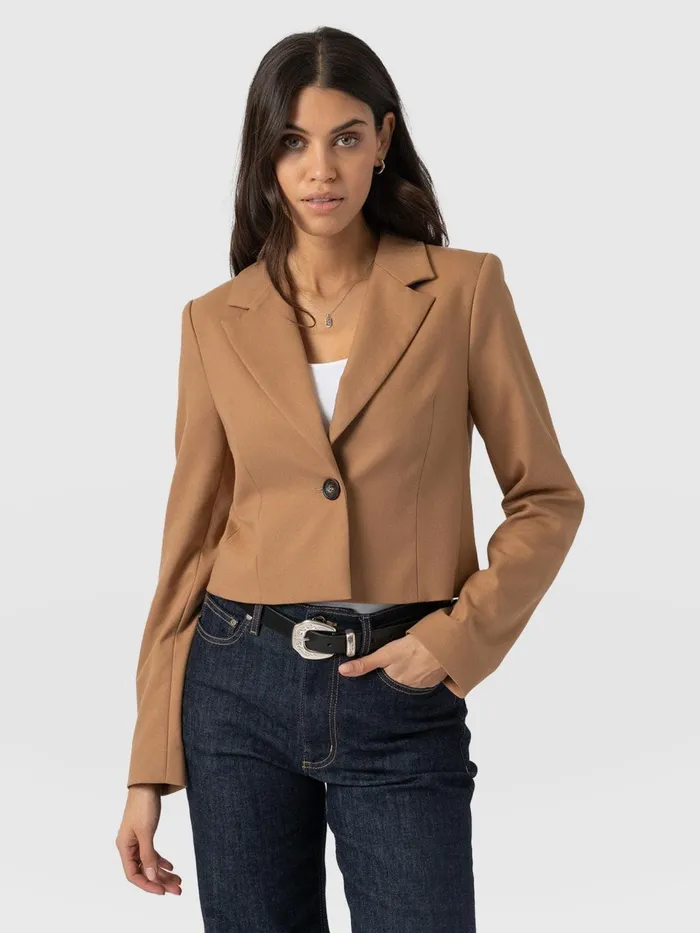 Astrid Crop Blazer 8211 Camel Camel Women Saint And Sofia Blazers