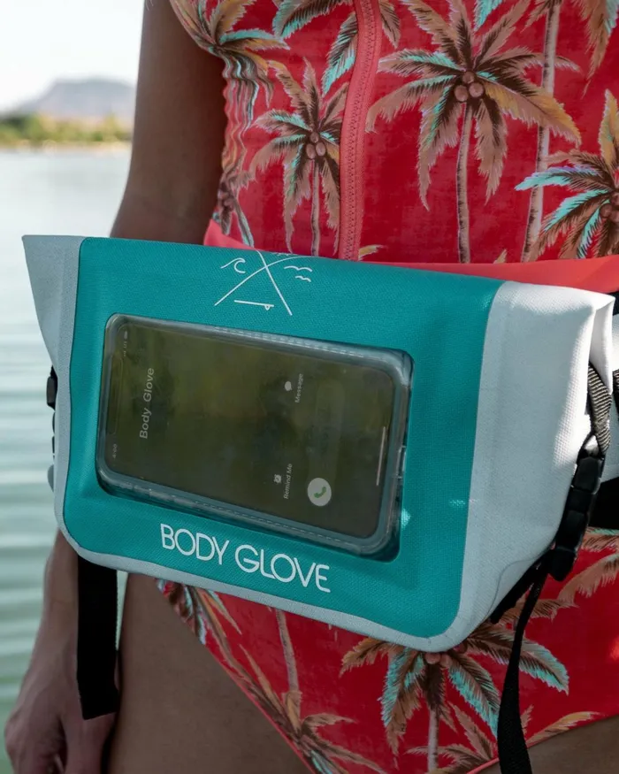 Body Glove Pumps Costa Waterproof Cell Phone Hip Pack 8211 Teal 8211 Boards