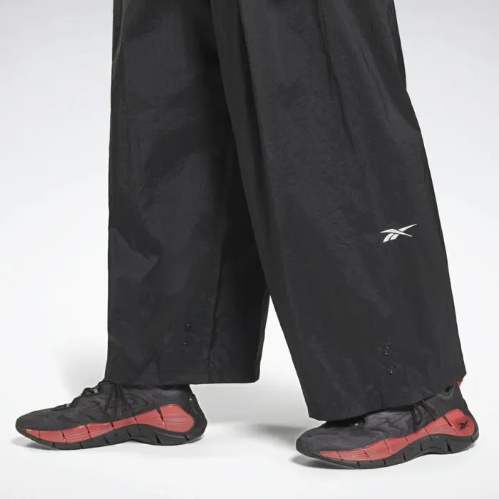 Leggings and Tights Womens Reebok Studio Shiny Woven Pants Black