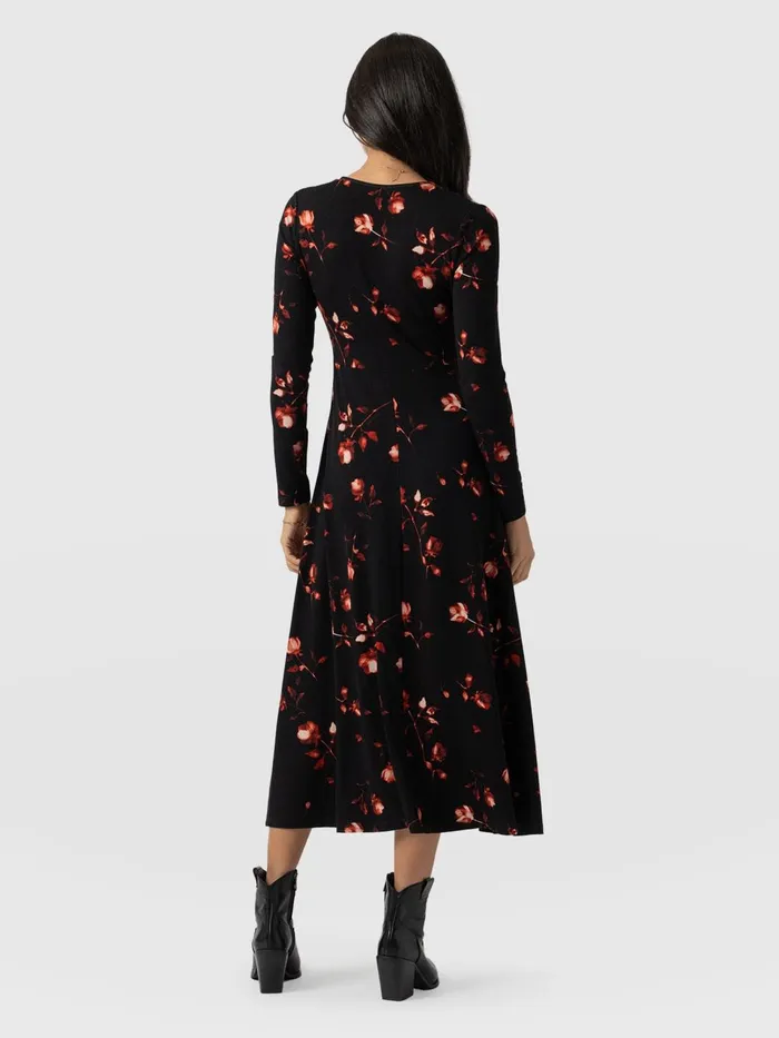 Maggie Wrap Midi Dress 8211 Dark Roses Dark Roses Women Saint And Sofia Dresses