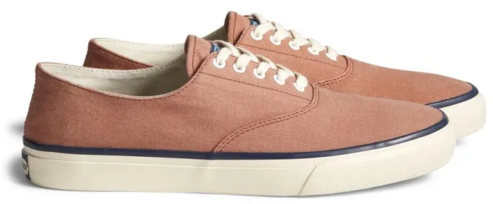 MenWomen Unisex Classic CVO Sneaker Washed Red Sperry Sneakers