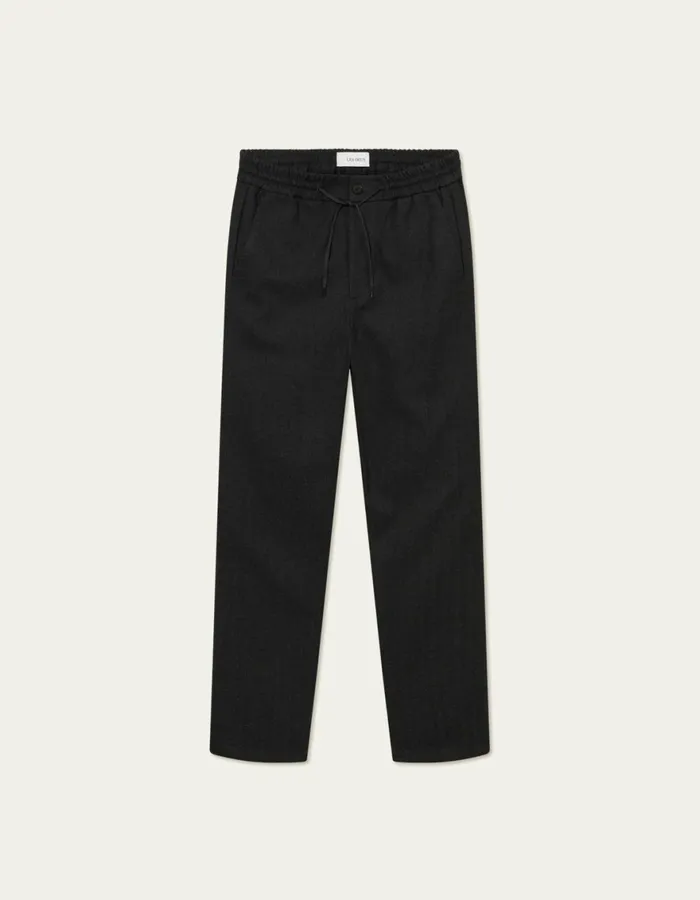 Pants Men Les Deux Como Herringbone Tapered Drawstring Pants 8211 CharcoalGrey Melange Pants Men Les Deux Como Herringbone Tapered Drawstring Pants 8211 CharcoalGrey Melange