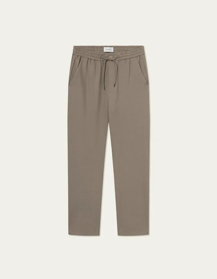 Pants Men Les Deux Como Tapered Drawstring Pants 8211 Seasonal 8211 Walnut Melange Pants Men Les Deux Como Tapered Drawstring Pants 8211 Seasonal 8211 Walnut Melange