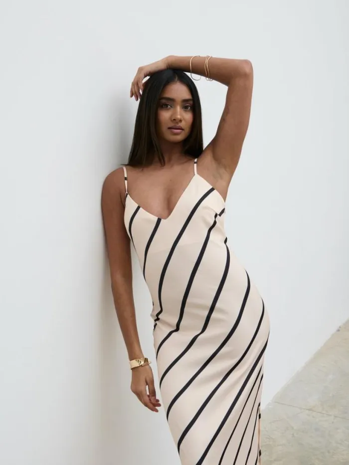 Pretty Lavish Dresses Women Jodina Maxi Dress Asymmetric Stripe