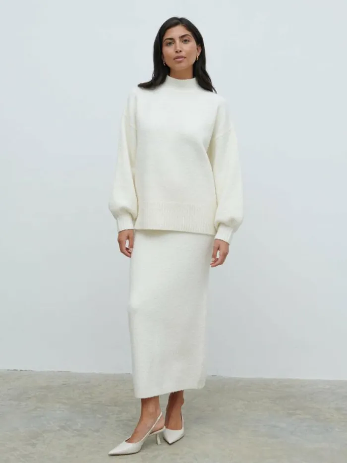 Pretty Lavish Knitwear Women Camille Balloon Sleeve Knit Jumper Cream