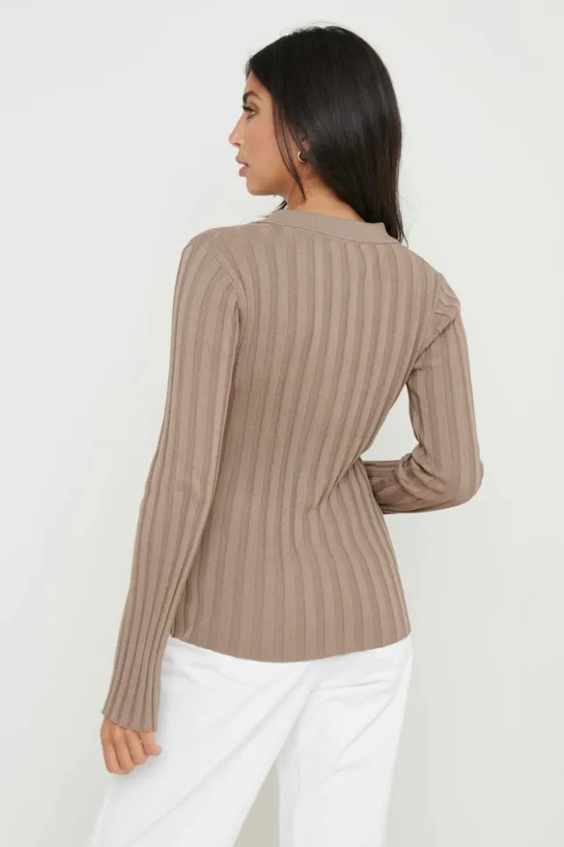 Pretty Lavish Knitwear Women Micah Ribbed Knit Button Shirt Brown