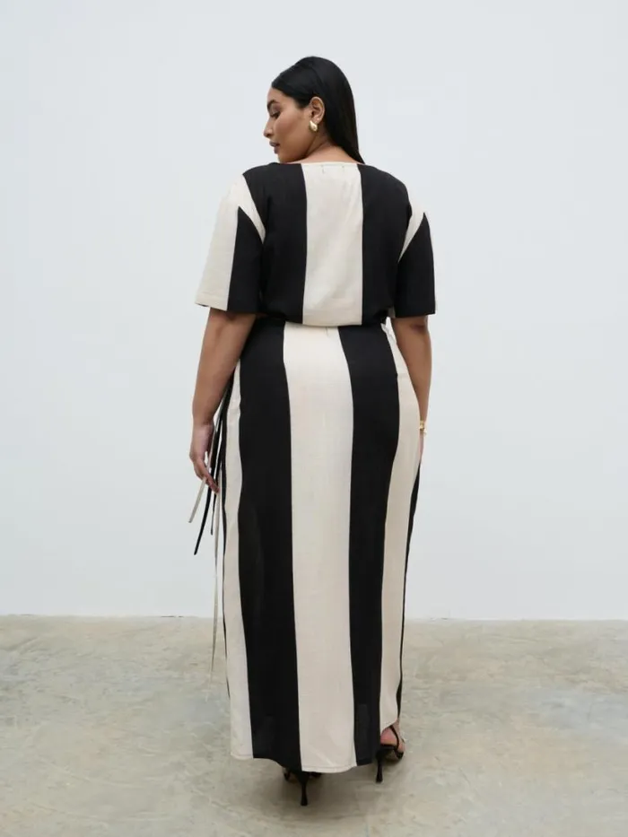 Pretty Lavish Sets Women Chaya Printed Wrap Top Curve Cream And Black