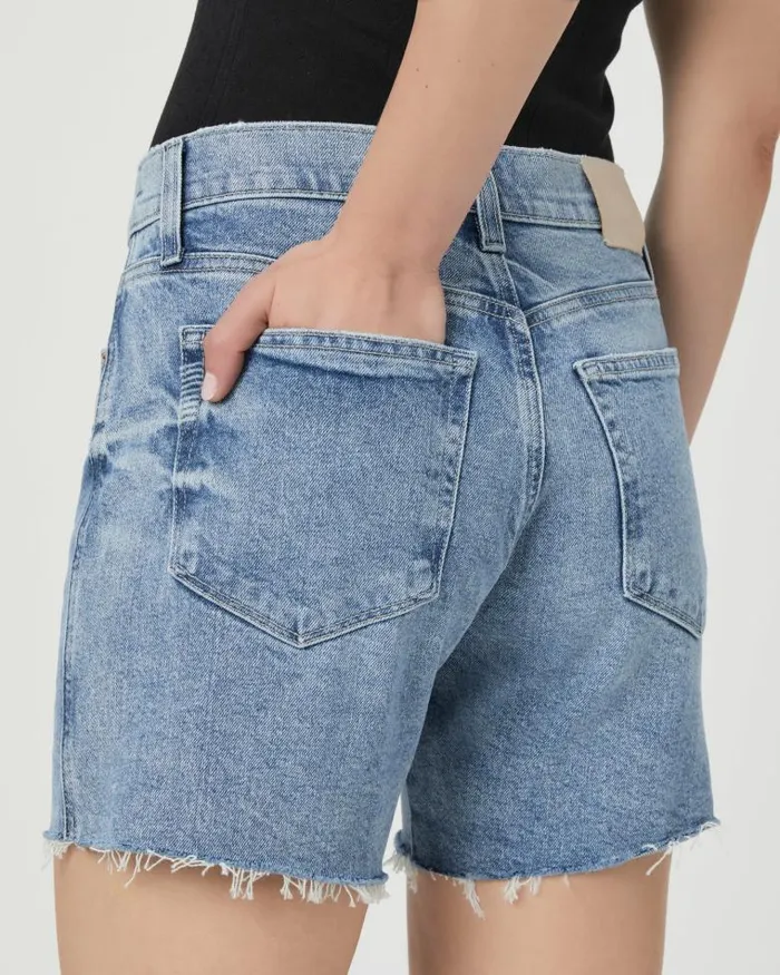 Shorts Women PAIGE Finn Short 8211 Aniyah Distressed