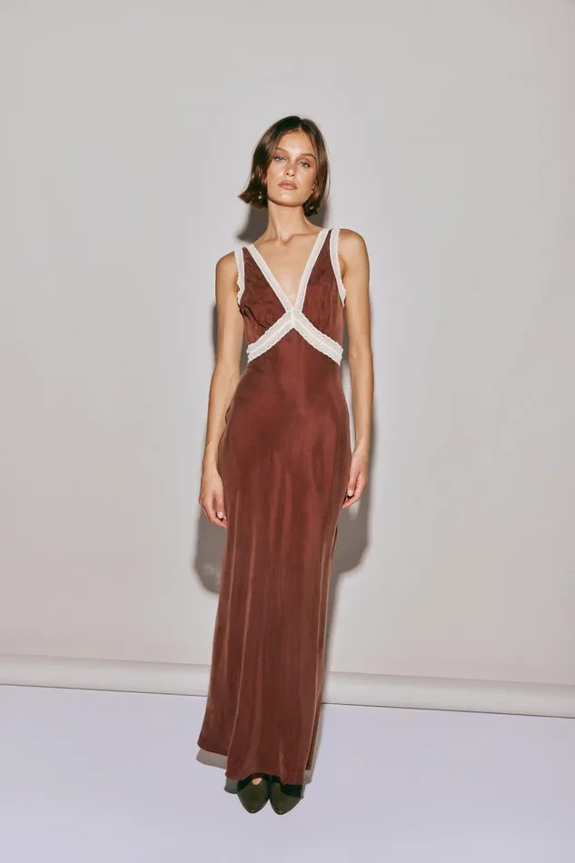 VRG GRL MidiMaxi Dresses Meet Me On The Dance Floor Bias Cut Maxi Dress Umber 8211 Women VRG GRL MidiMaxi Dresses Meet Me On The Dance Floor Bias Cut Maxi Dress Umber 8211 Women