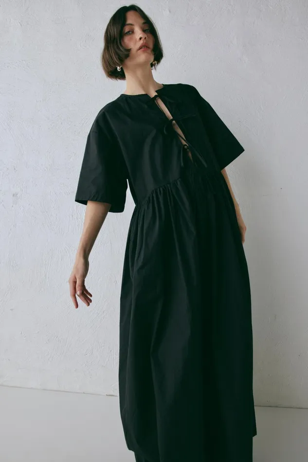VRG GRL MidiMaxi Dresses Naomi Smock Maxi Dress Black 8211 Women