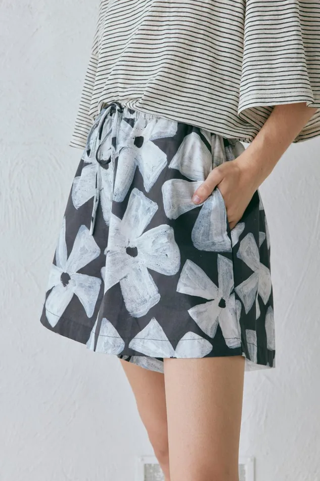 VRG GRL Sets Annika Shorts Fiore 8211 Women VRG GRL Sets Annika Shorts Fiore 8211 Women