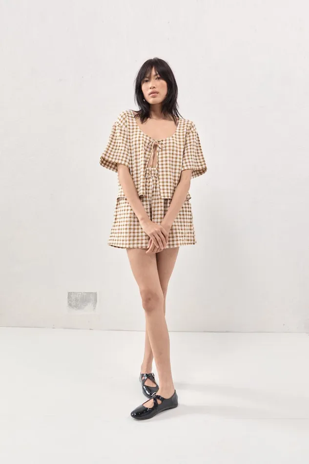 VRG GRL Sets The Sea and I Shorts Honey 8211 Women VRG GRL Sets The Sea and I Shorts Honey 8211 Women