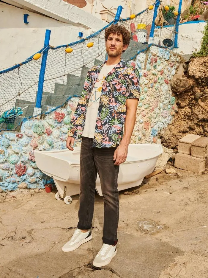 White Stuff SHIRTS Flamingo Printed SS Shirt Black Print 8211 Men White Stuff SHIRTS Flamingo Printed SS Shirt Black Print 8211 Men