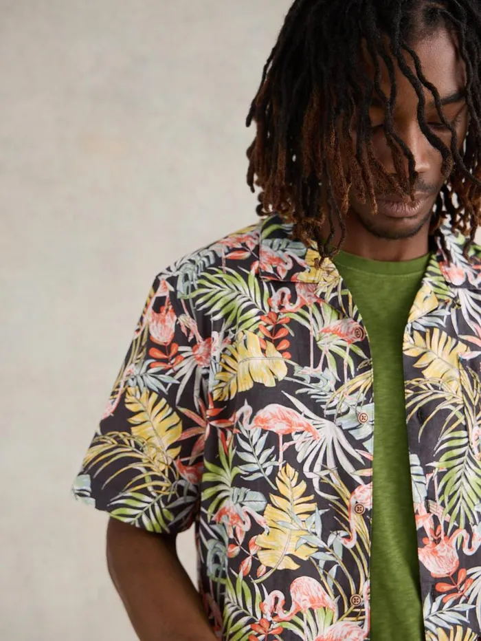 White Stuff SHIRTS Flamingo Printed SS Shirt Black Print 8211 Men White Stuff SHIRTS Flamingo Printed SS Shirt Black Print 8211 Men