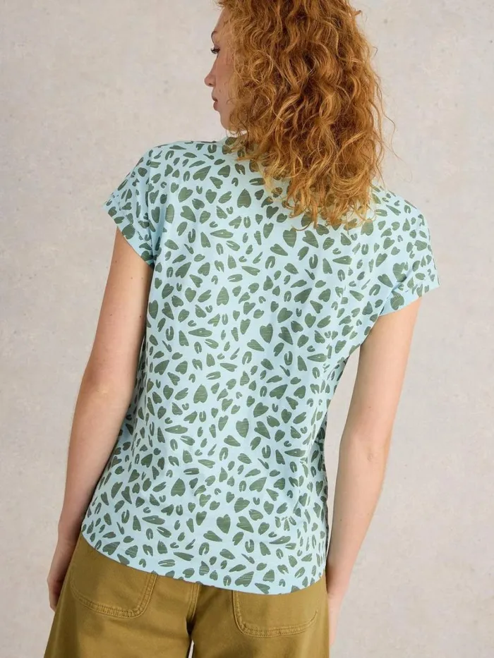White Stuff TOPS and TEES NELLY ORGANIC NOTCH NECK TEE Blue Print 8211 Women White Stuff TOPS and TEES NELLY ORGANIC NOTCH NECK TEE Blue Print 8211 Women