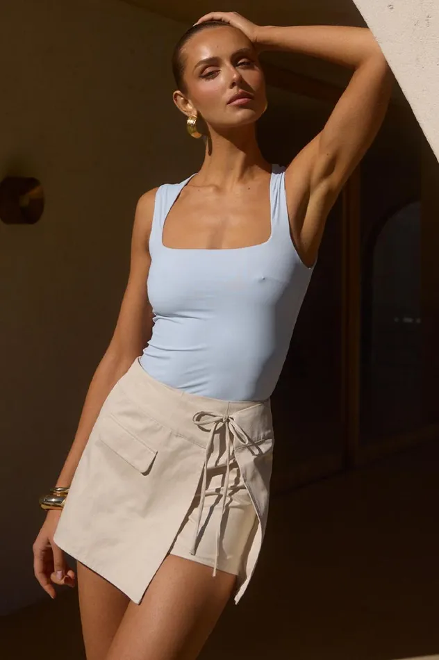 Women Basic Runaway The Label REIGN TOP Ice Blue