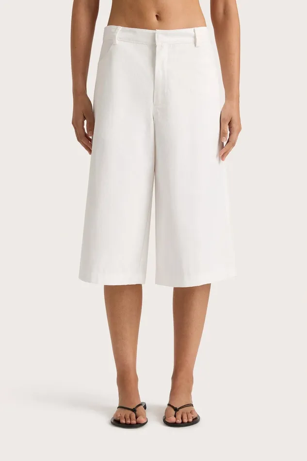 Women Cassis Short White Faithfull The Brand Skirts and Shorts
