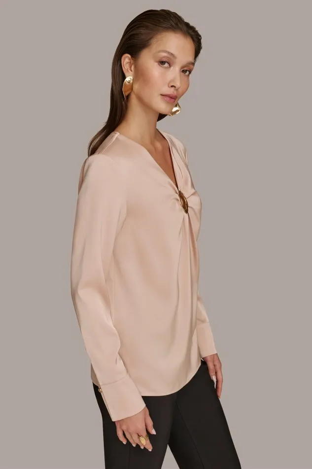 Women Donna Karan Sweaters And Tops TOP WITH KEYHOLE HARDWARE Snow Petal