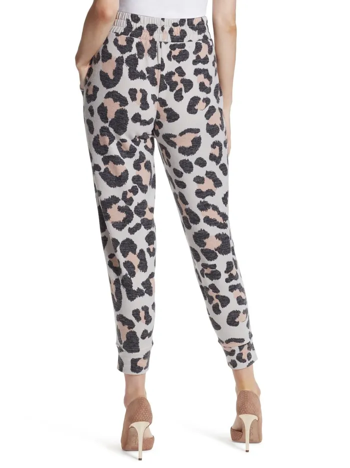 Women Loungewear Jessica Simpson Ryland Jogger In Giant Cheetah Giant Cheetah
