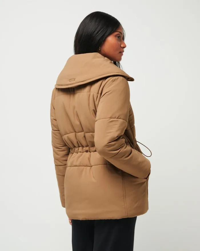 Women MONT BLANC LONG PUFFER Tigers Eye TravisMathew Jackets