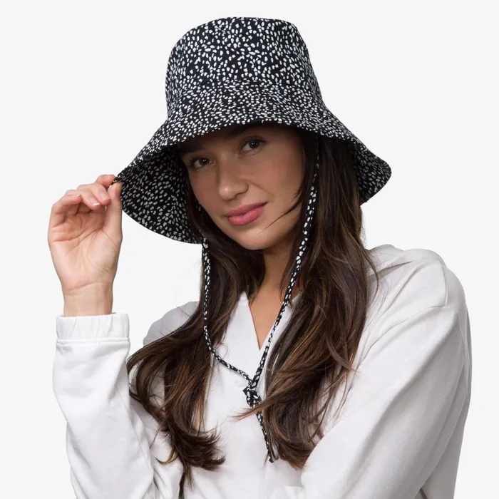 Women Reef Hats and Beanies Rudy Printed Bucket Hat Abstract Dot