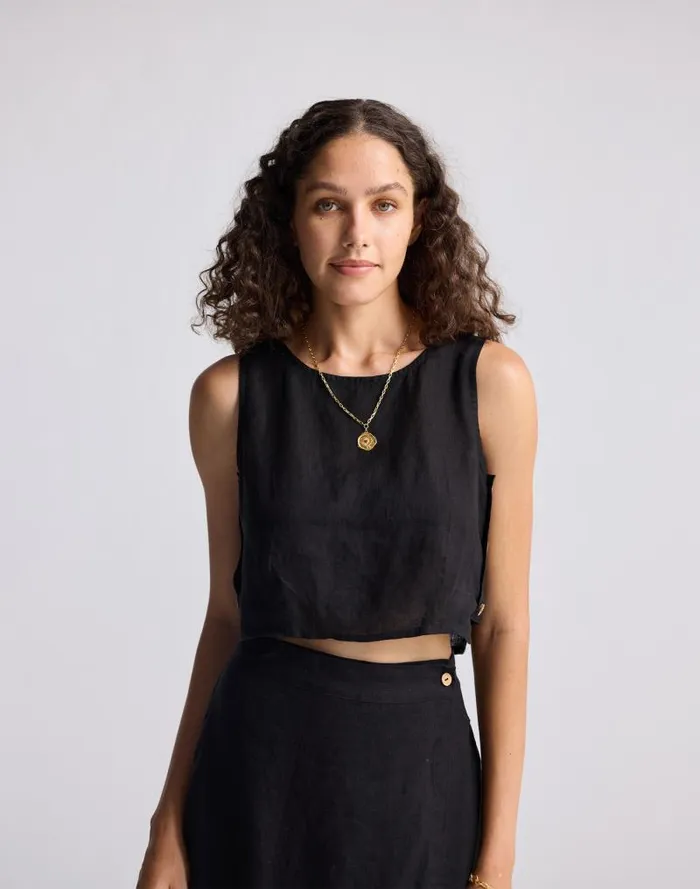 Women Reistor Boxy Crop Top In 100 Black Hemp Black Madewell Tops and Shirts