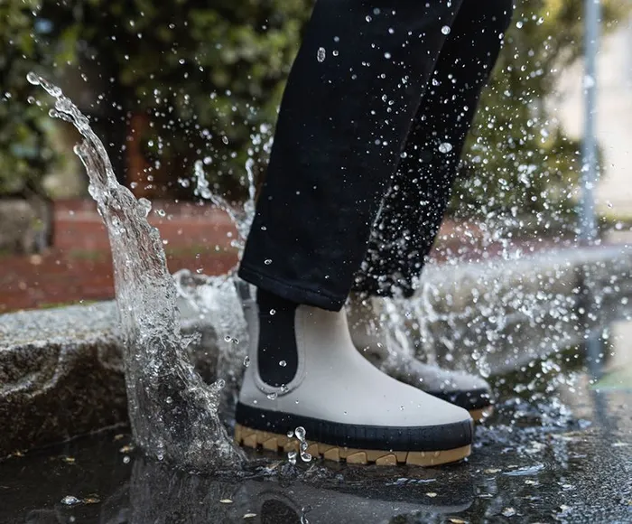 Women Torrent Chelsea Matte Waterproof Rain Boot Black Sperry Boat Shoes Women Torrent Chelsea Matte Waterproof Rain Boot Black Sperry Boat Shoes